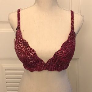 Victoria’s Secret reversible bra w/ adj straps